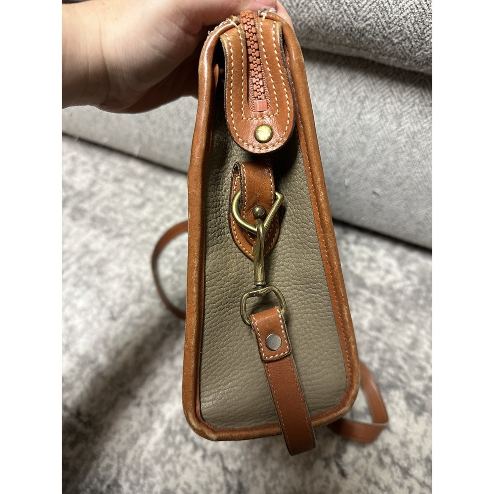 Vintage Dooney and Bourke Authenic Green and Tan Trim Satchel Crossbody - Picture 3 of 12